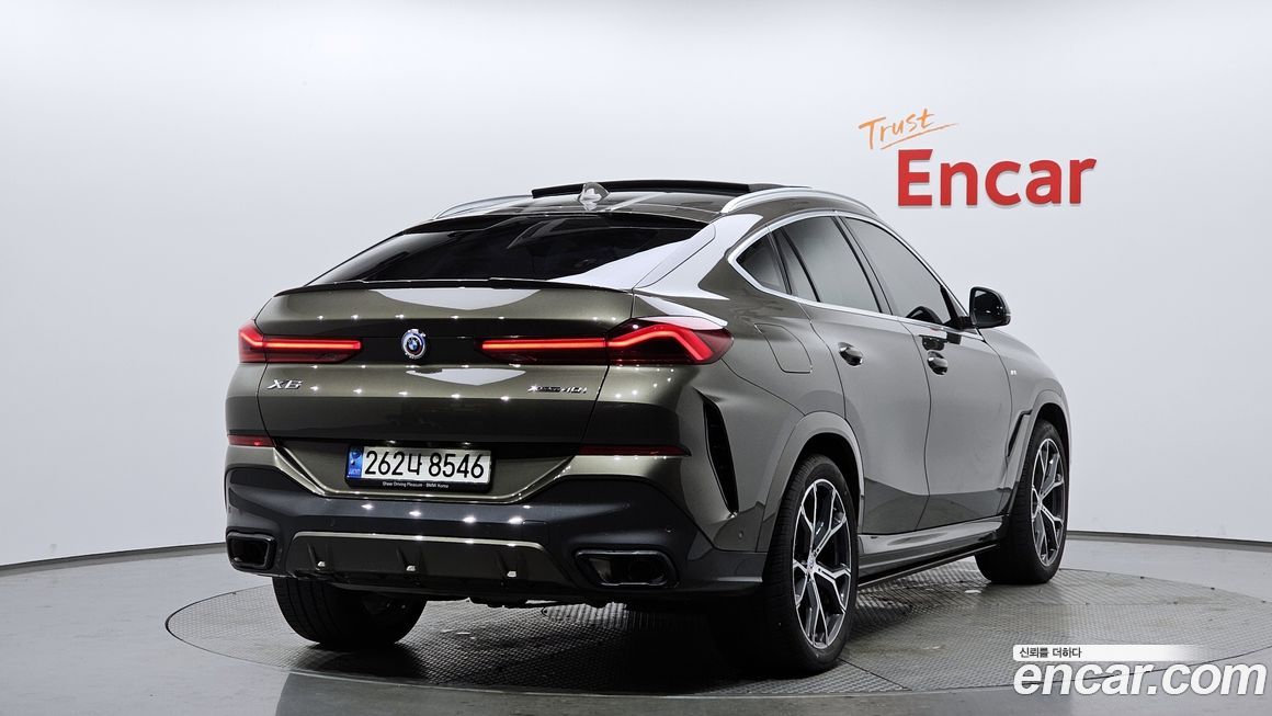 BMW X6 xDrive40i M Sport, 2023