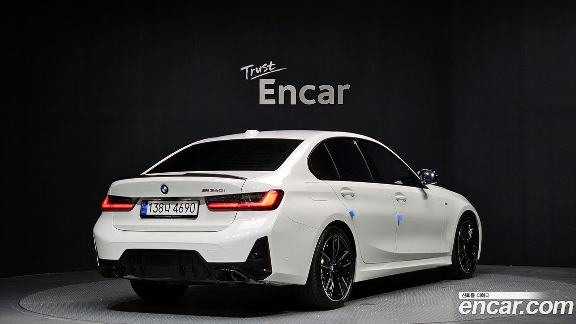 BMW 3-Series M340i Pro, 2024