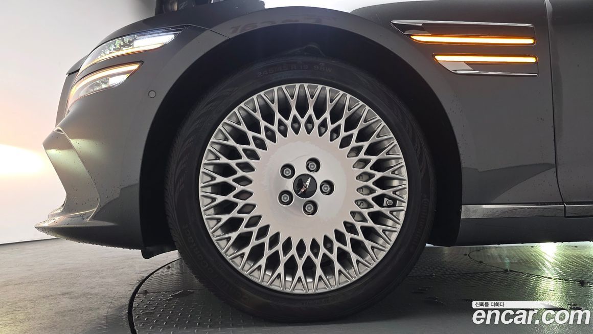 Genesis G80 Gasoline 2.5 Turbo AWD, 2025