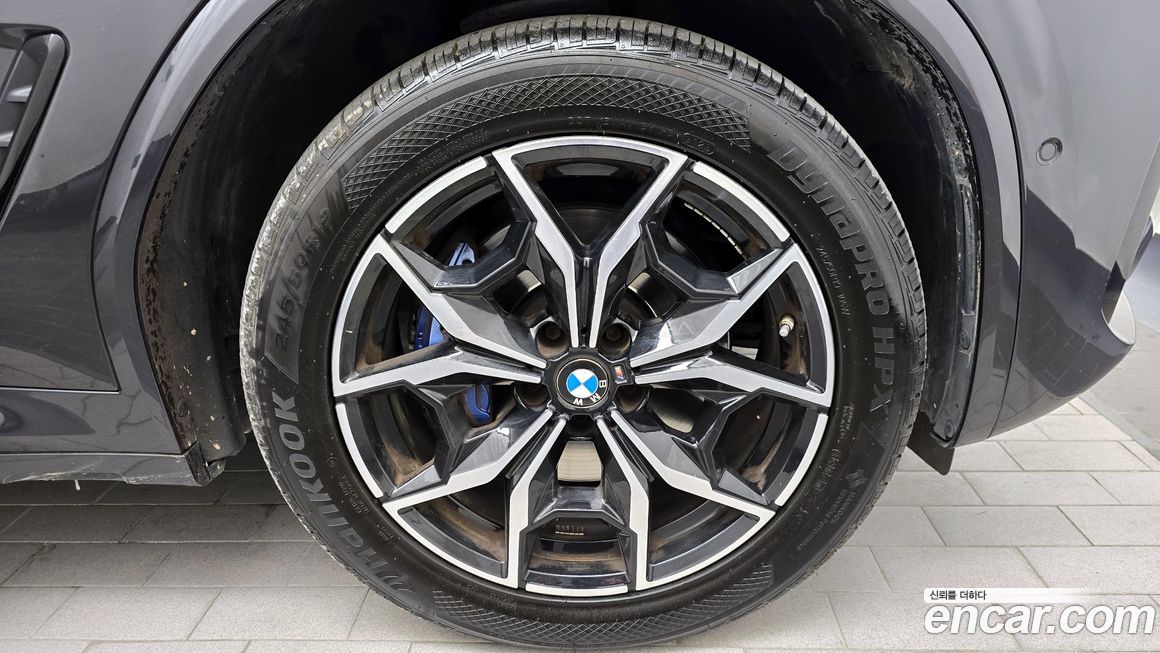 BMW X4 xDrive20i M Sport, 2023