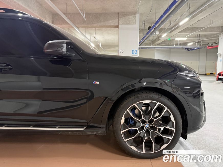 BMW X7 xDrive 40d M Sport 6STR, 2025