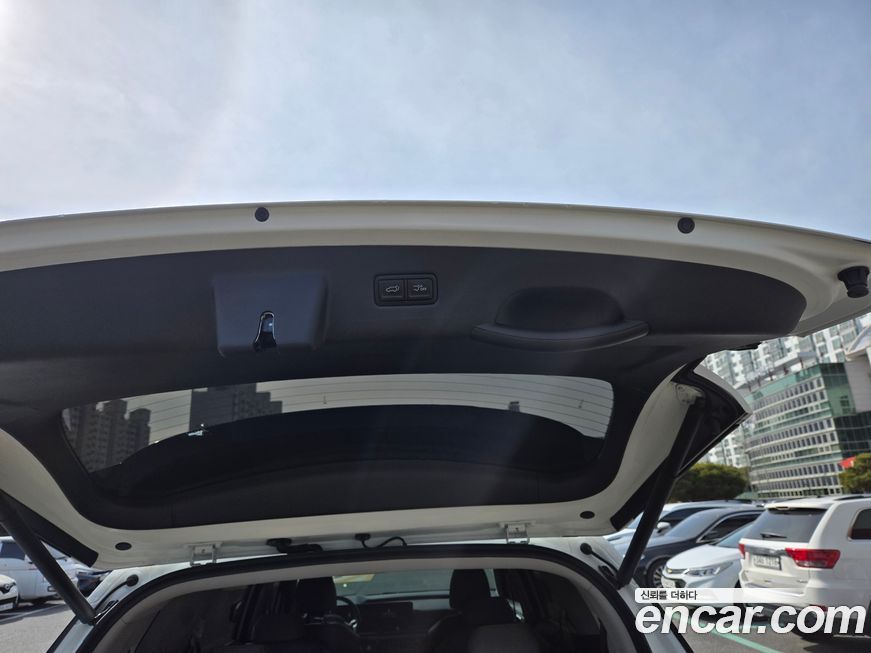 Kia Carnival 9-Seater Noblesse, 2024