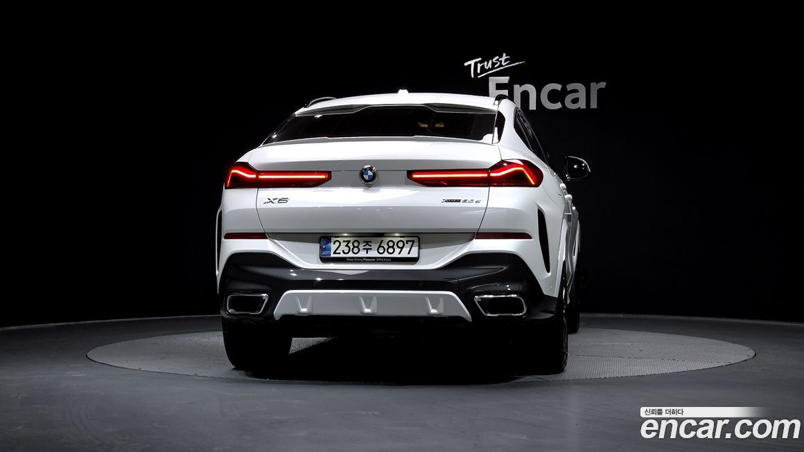 BMW X6 xDrive30d M Sport, 2025