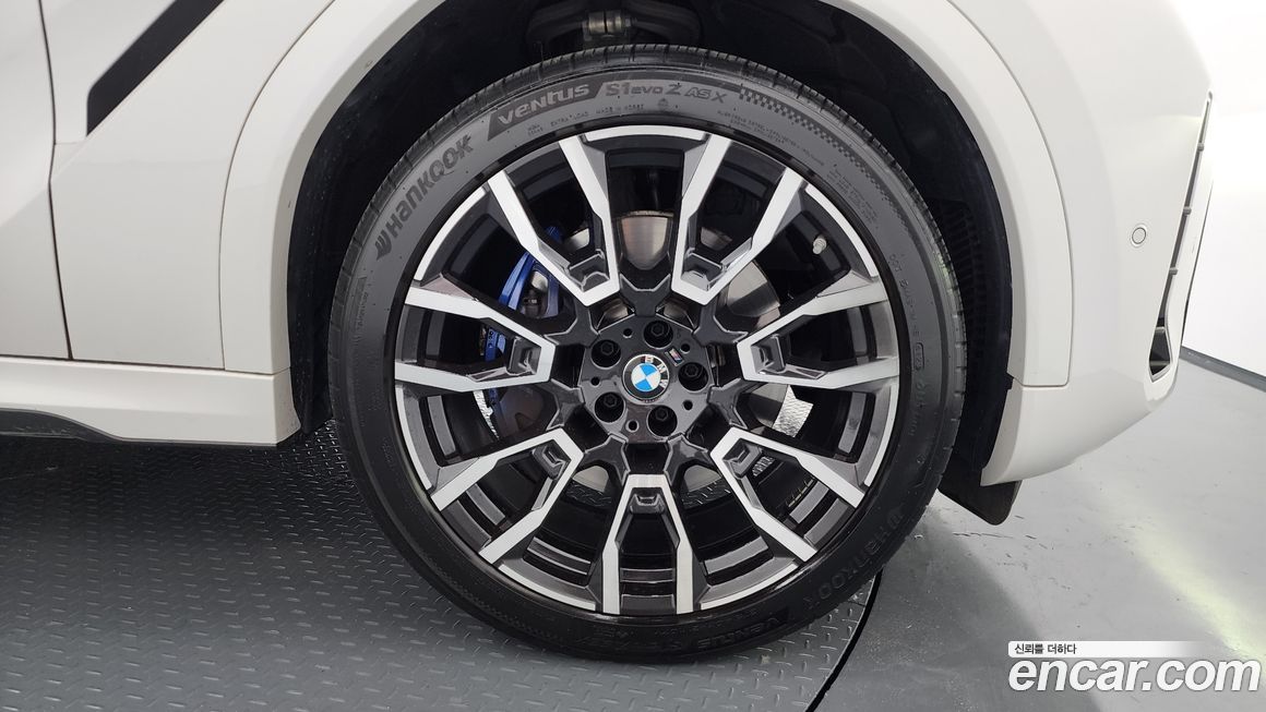 BMW X6 xDrive40i M Sport, 2024