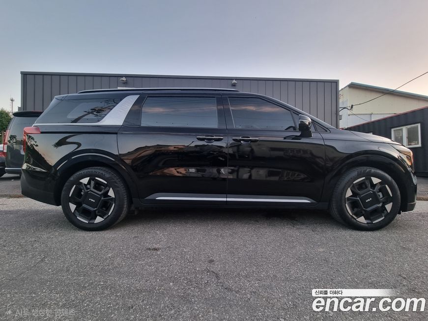 Kia Carnival 7-Seater Signature, 2025