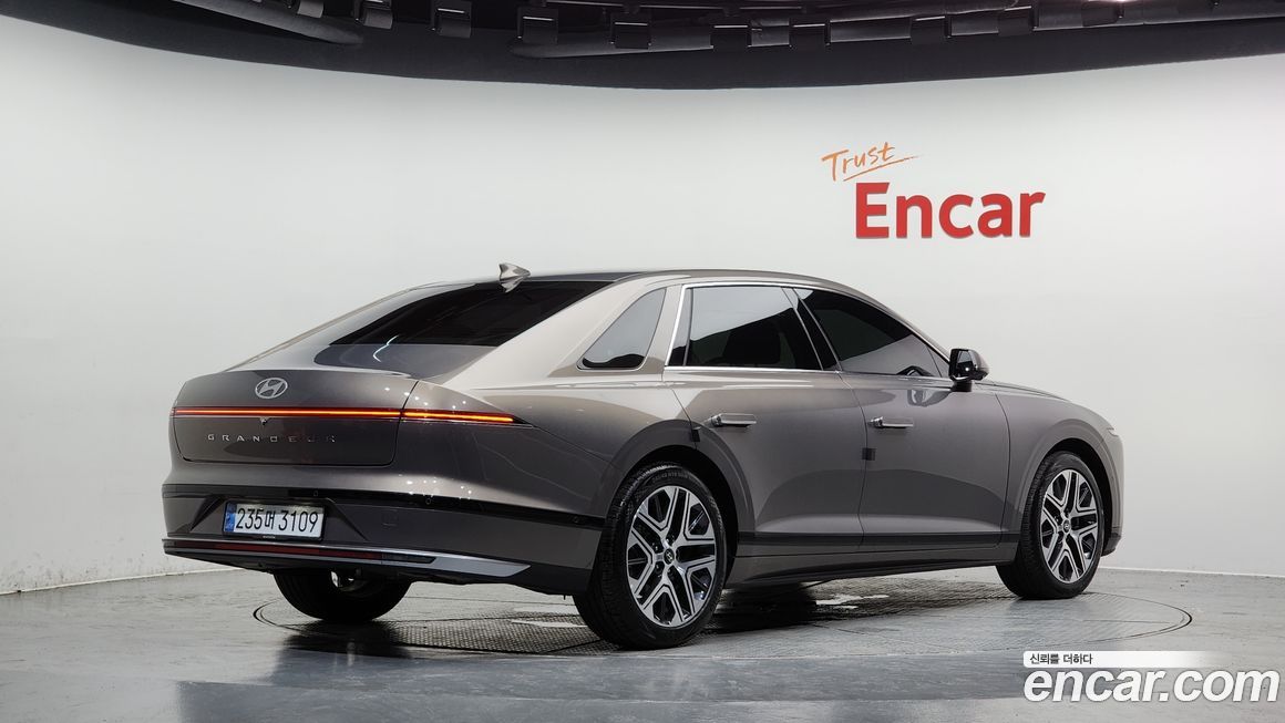 Hyundai Grandeur 2,5 Gasoline 2WD, 2025