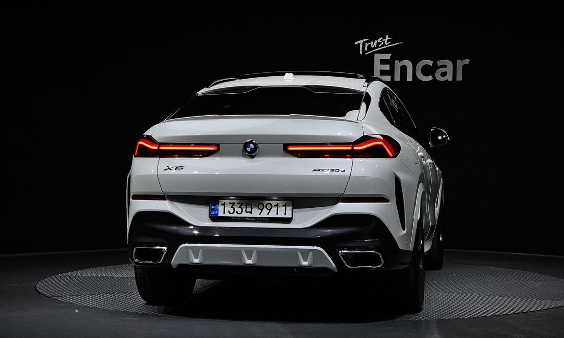 BMW X6 xDrive30d M Sport, 2024