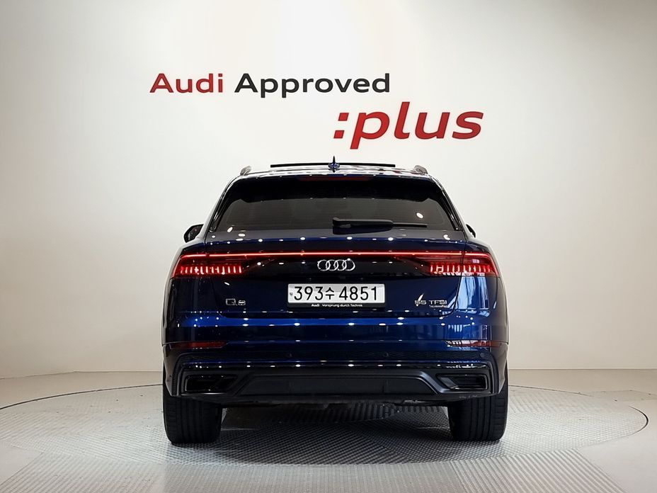 Audi Q8 55 TFSI Quattro Premium, 2023
