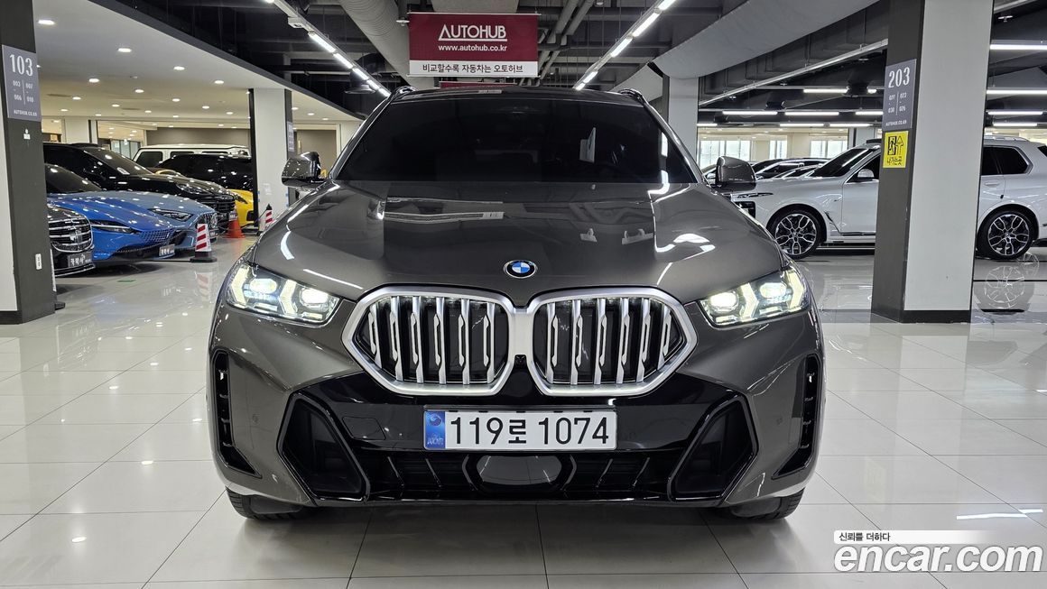 BMW X6 xDrive40i M Sport, 2025
