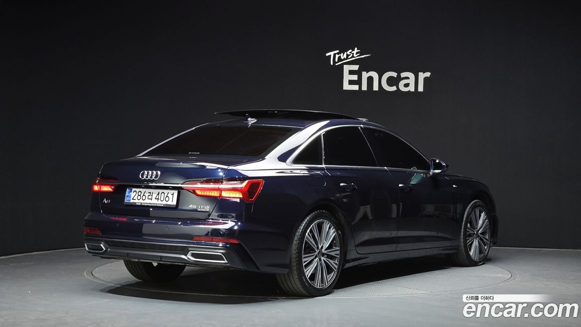 Audi A6 45 TFSI Quattro Premium, 2023