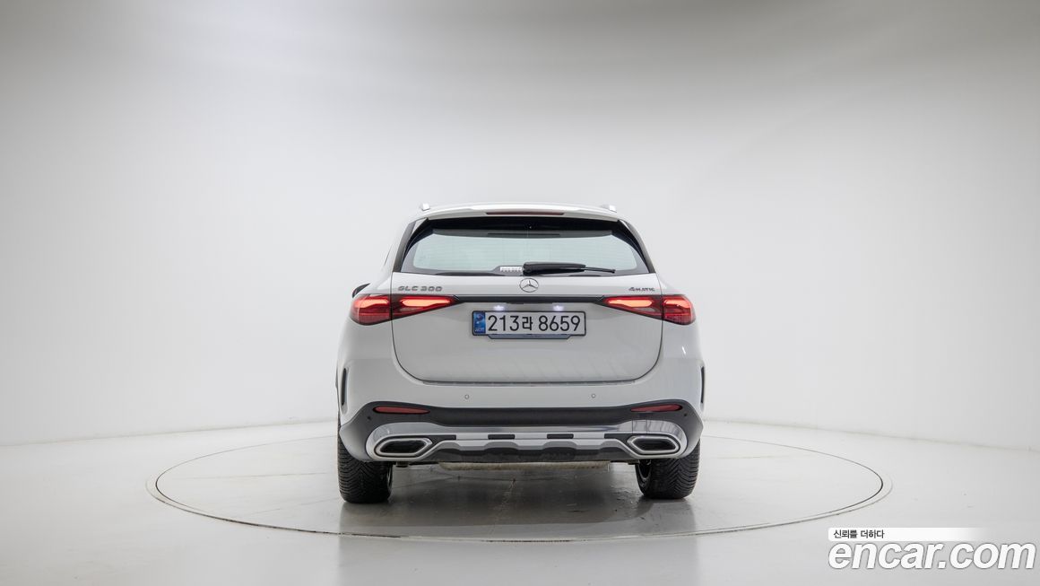 Mercedes-Benz GLC-Class GLC300 4MATIC AMG Line, 2025