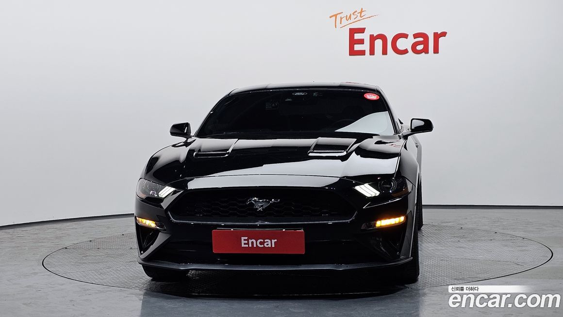 Ford Mustang Coupe, 2023