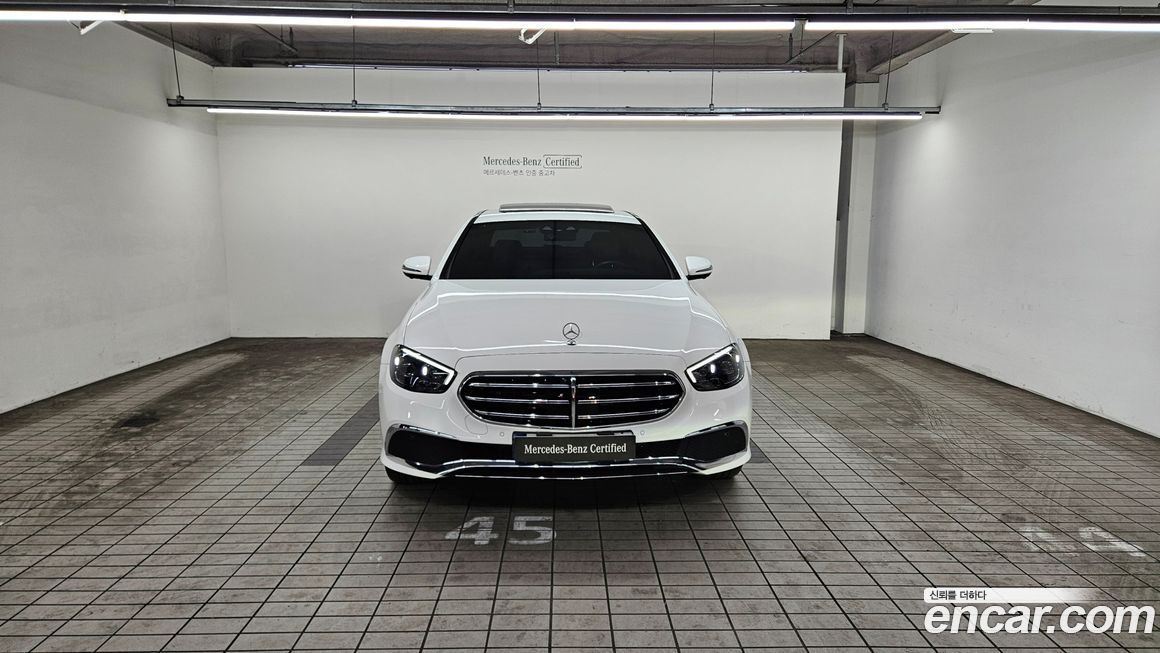 Mercedes-Benz E-Class E350 4MATIC Exclusive, 2023