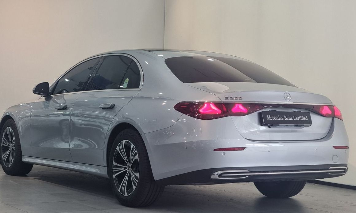 Mercedes-Benz E-Class E200 Avantgarde, 2026