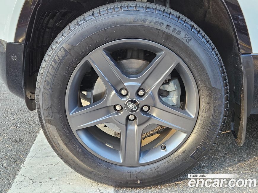 Land Rover Defender 110 P300 X-Dynamic SE, 2023