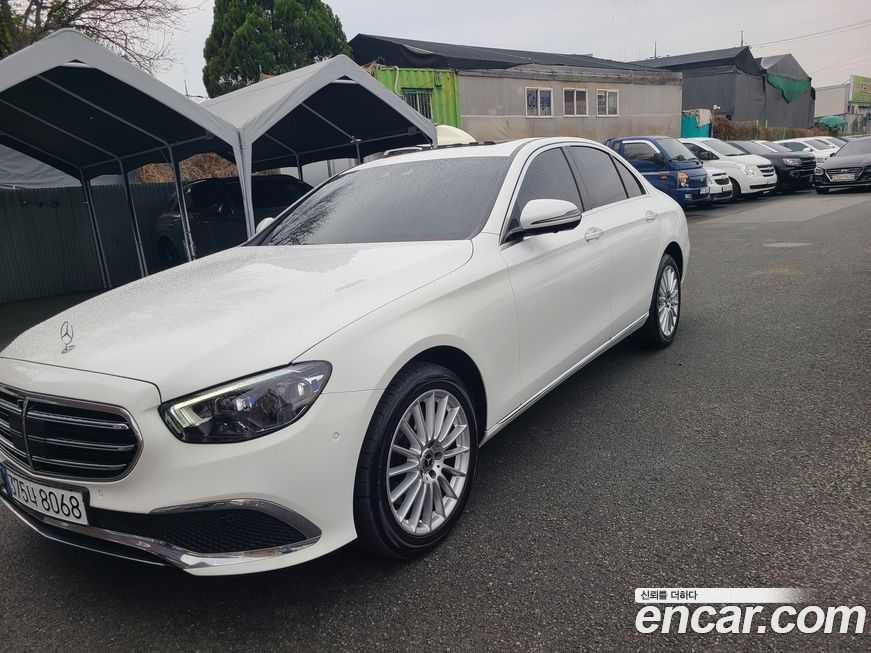 Mercedes-Benz E-Class E220d 4MATIC Exclusive, 2021