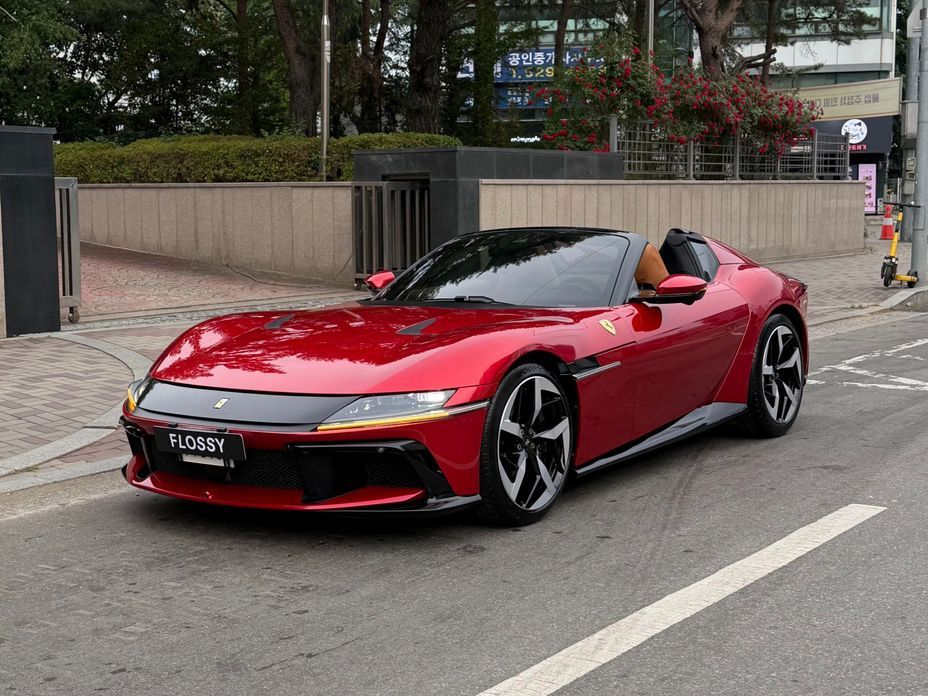 Ferrari 12 Cilindri 6.5 V12, 2025