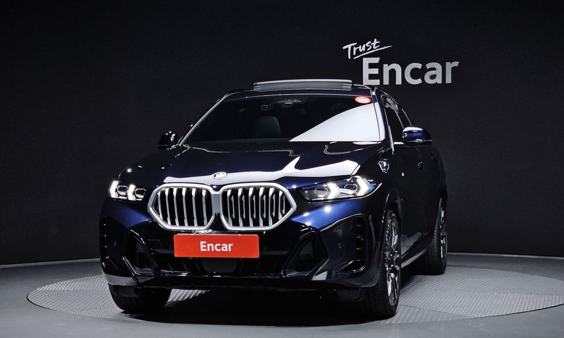 BMW X6 xDrive40i M Sport, 2024