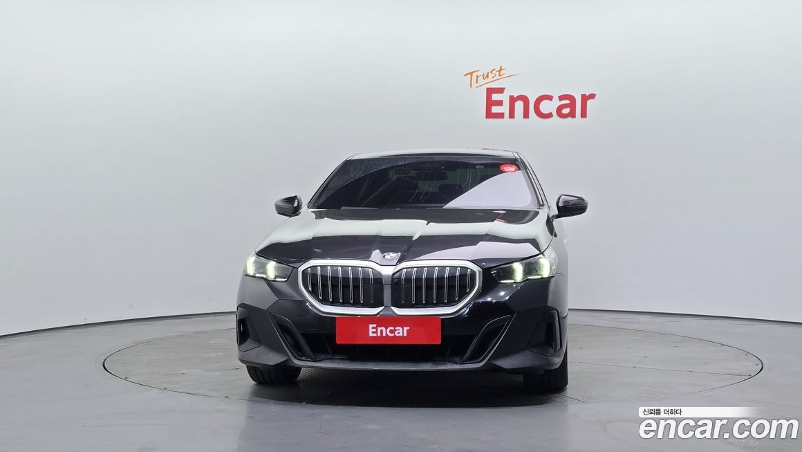 BMW 5-Series 523d M Sport, 2025