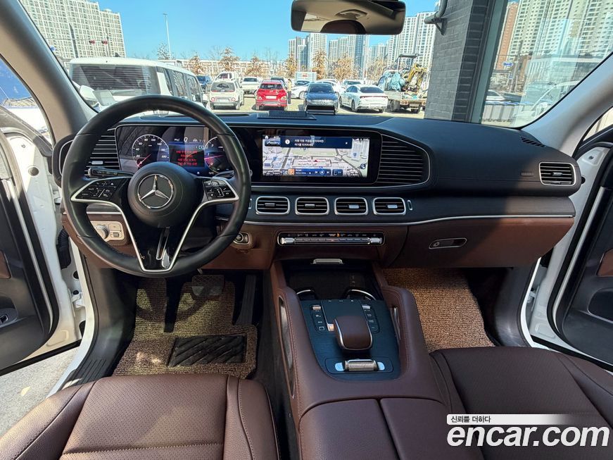 Mercedes-Benz GLE-Class GLE300d 4MATIC, 2025