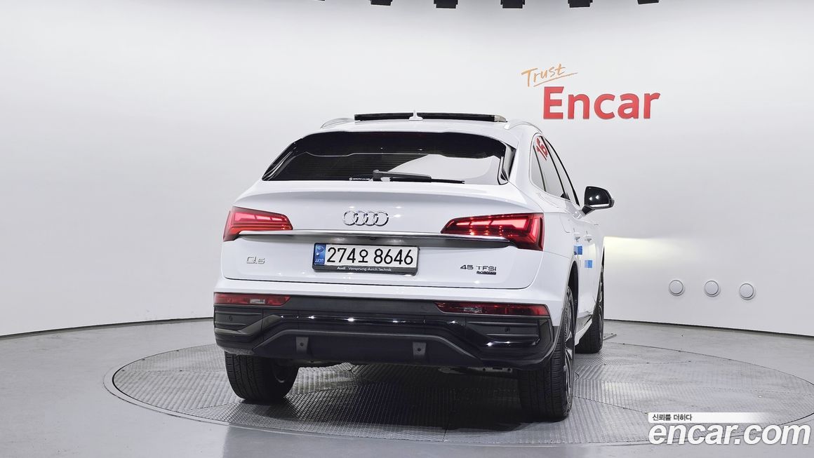 Audi Q5 45 TFSI Quattro Sportback, 2021