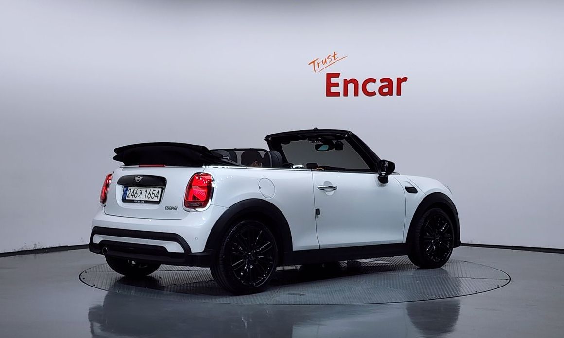 Mini Cooper Convertible Classic, 2024