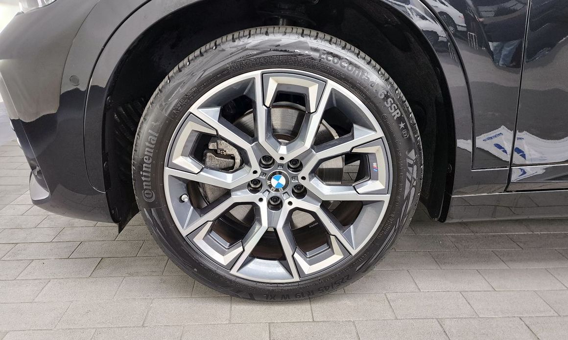 BMW X1 xDrive 20i M Sport, 2022