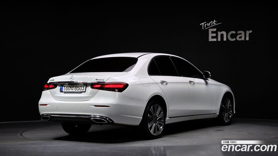 Mercedes-Benz E-Class E350 4MATIC Exclusive, 2023