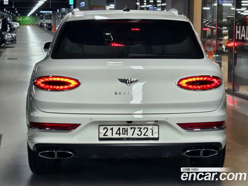 Bentley Bentayga 4.0 V8, 2021