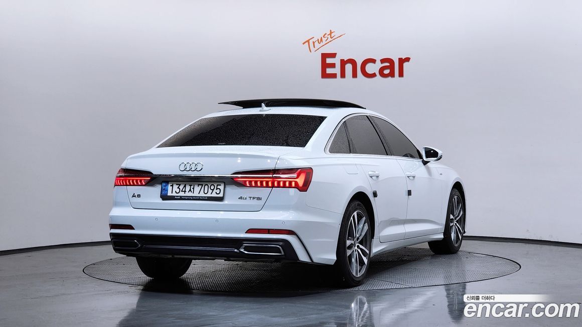 Audi A6 45 TFSI Premium, 2022