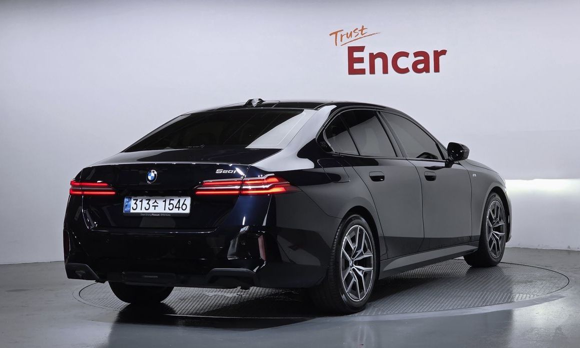 BMW 5-Series 520i M Sport, 2024