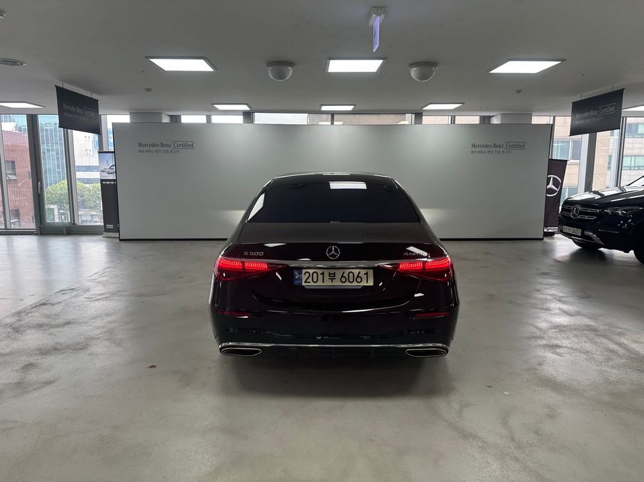 Mercedes-Benz S-Class S500 4MATIC, 2024