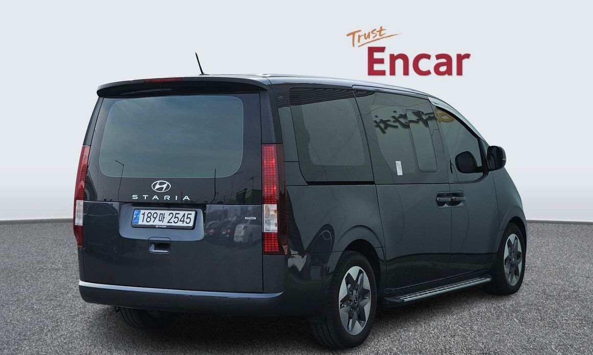 Hyundai Staria Tourer 9-Seater, 2024