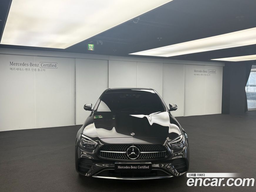 Mercedes-Benz E-Class E350 4MATIC AMG Line, 2022