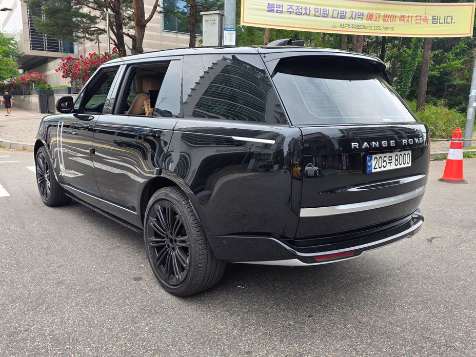 Land Rover Range Rover P530 Autobiography Long Wheel Base, 2024