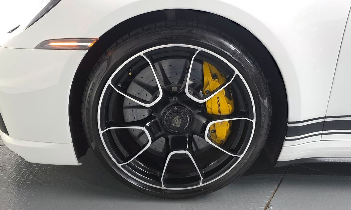 Porsche 911 Turbo S Cabriolet, 2024