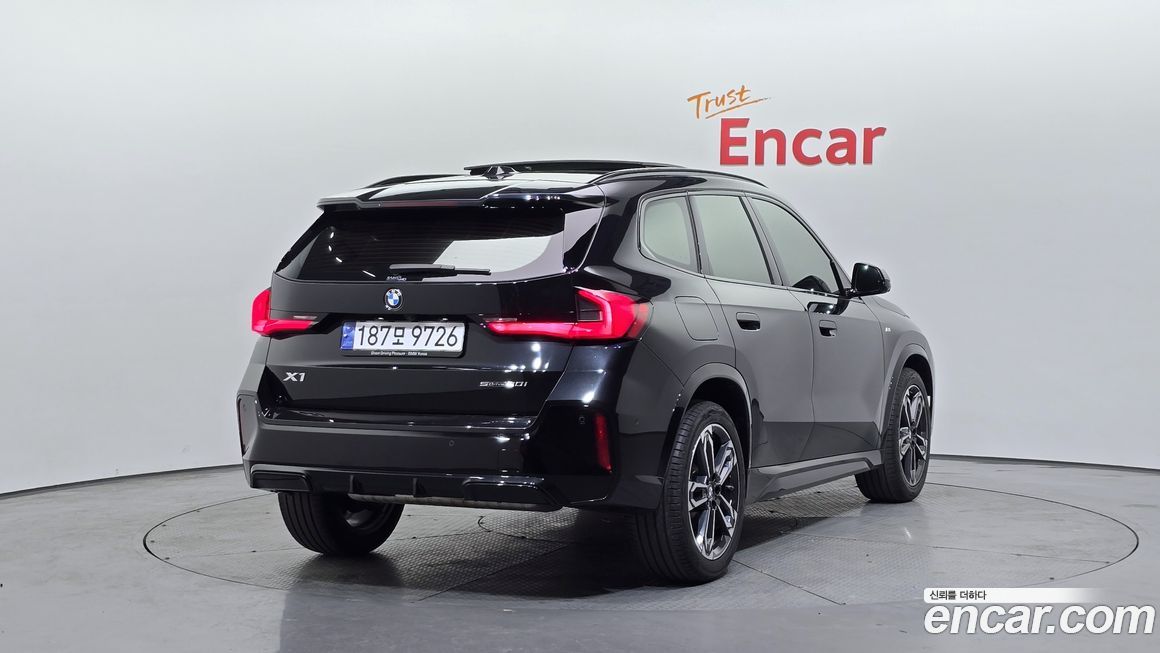 BMW X1 sDrive 20i M Sport, 2023