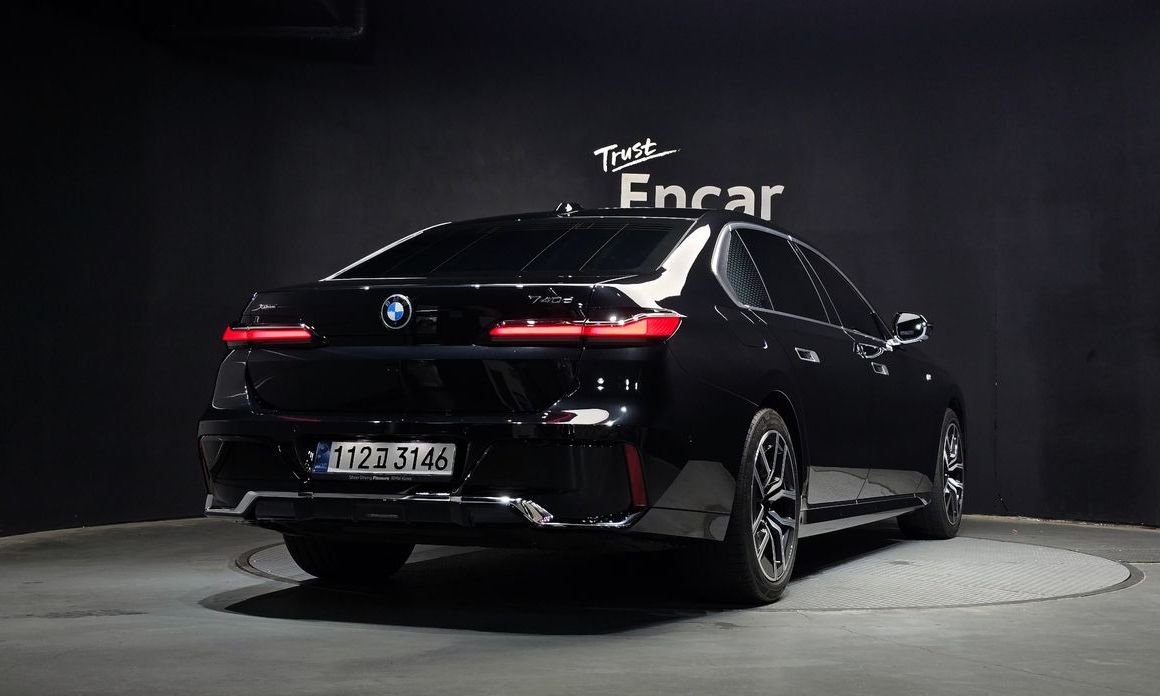 BMW 7-Series 740d xDrive M Sport, 2024