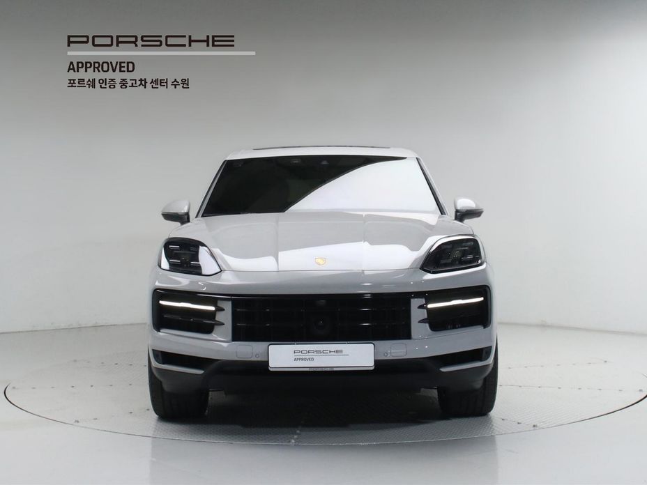 Porsche Cayenne 3.0, 2024