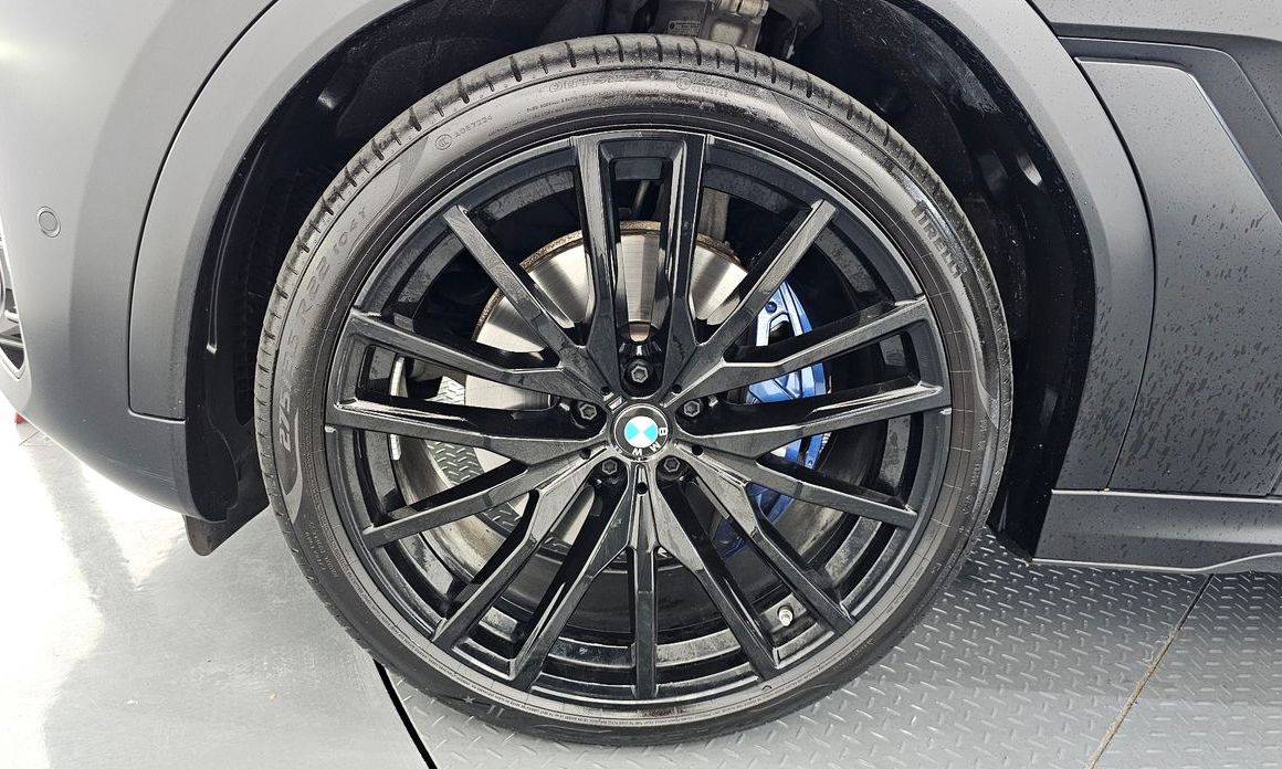 BMW X6 xDrive40i M Sport, 2025