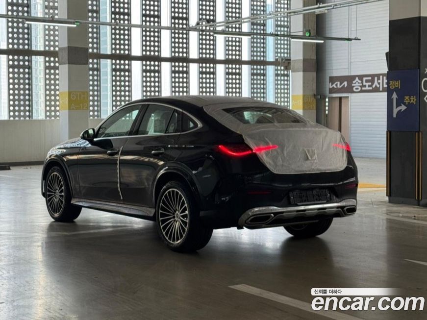 Mercedes-Benz GLC-Class GLC300 4MATIC Coupe, 2026