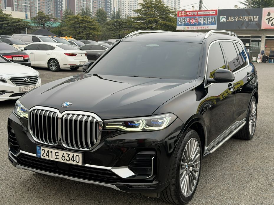 BMW X7 xDrive 40d Design Pure Excellence 7-Seater, 2021