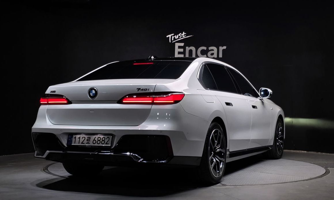 BMW 7-Series 740i xDrive M Sport, 2024