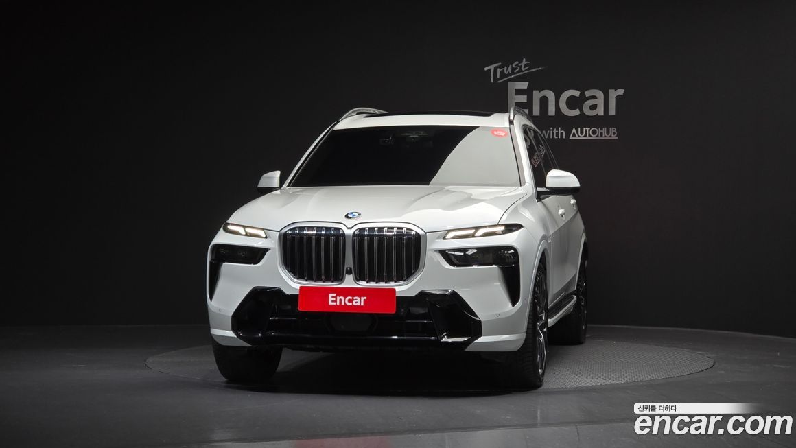 BMW X7 xDrive 40i M Sport 6STR, 2025
