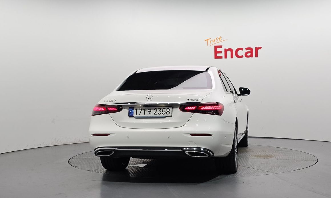 Mercedes-Benz E-Class E350 4MATIC Exclusive, 2023