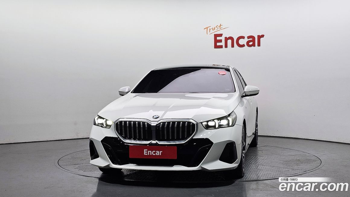 BMW 5-Series 520i M Sport, 2024