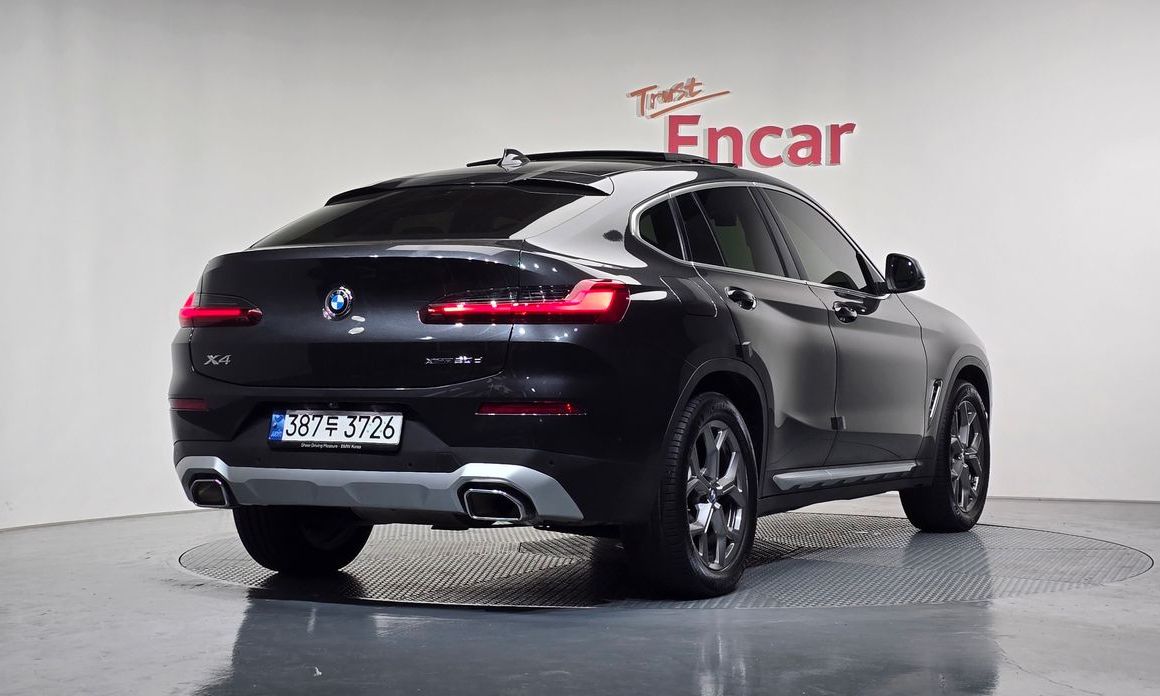BMW X4 xDrive20d xLine, 2022