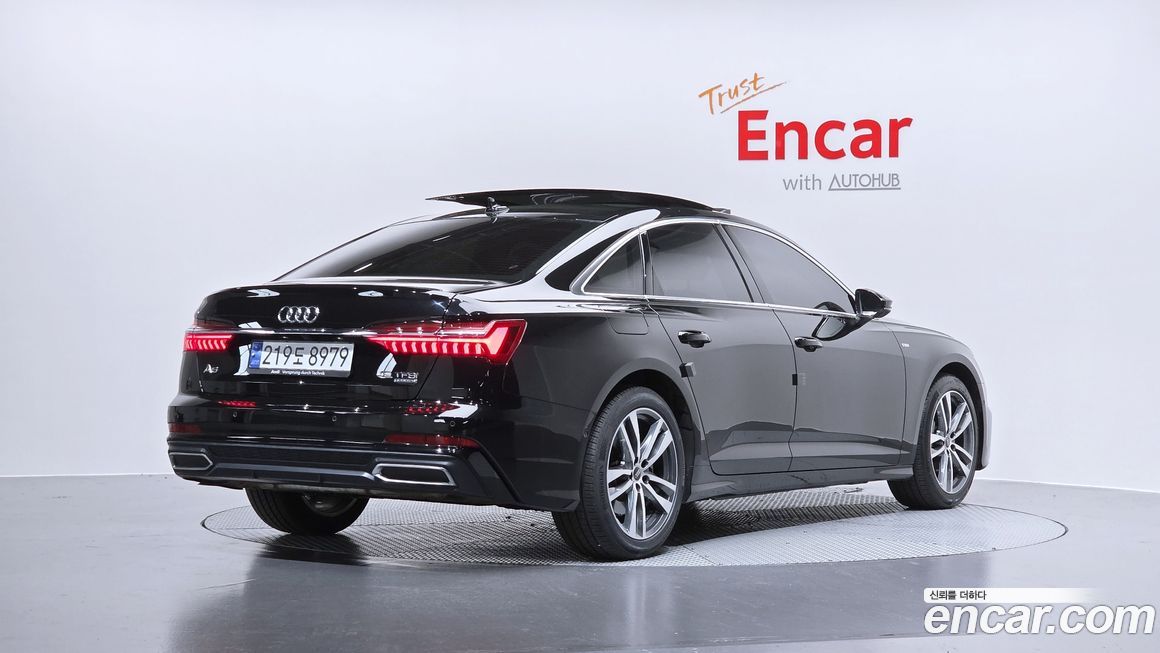 Audi A6 45 TFSI Quattro Premium, 2023