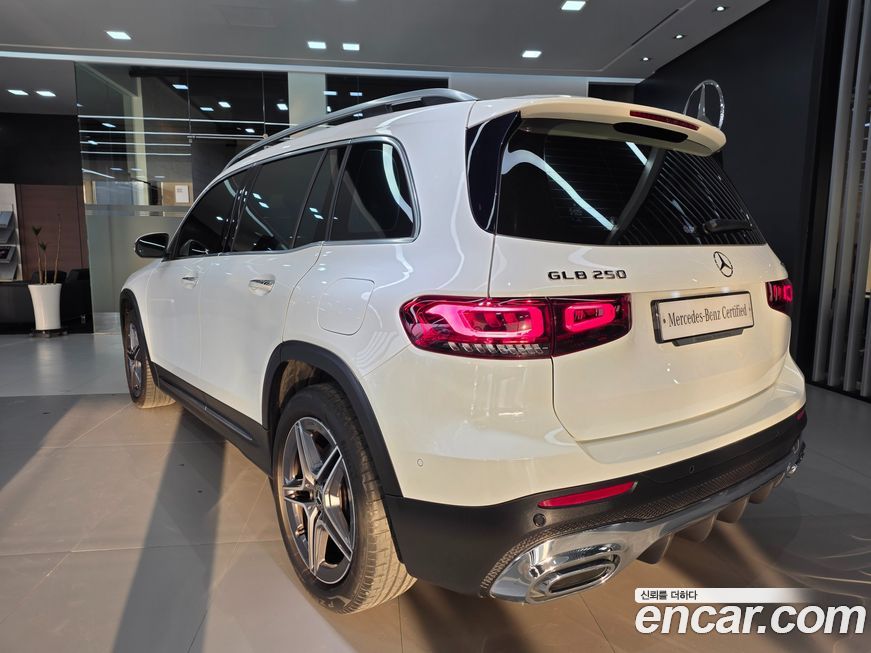 Mercedes-Benz GLB-Class GLB250 4MATIC, 2022