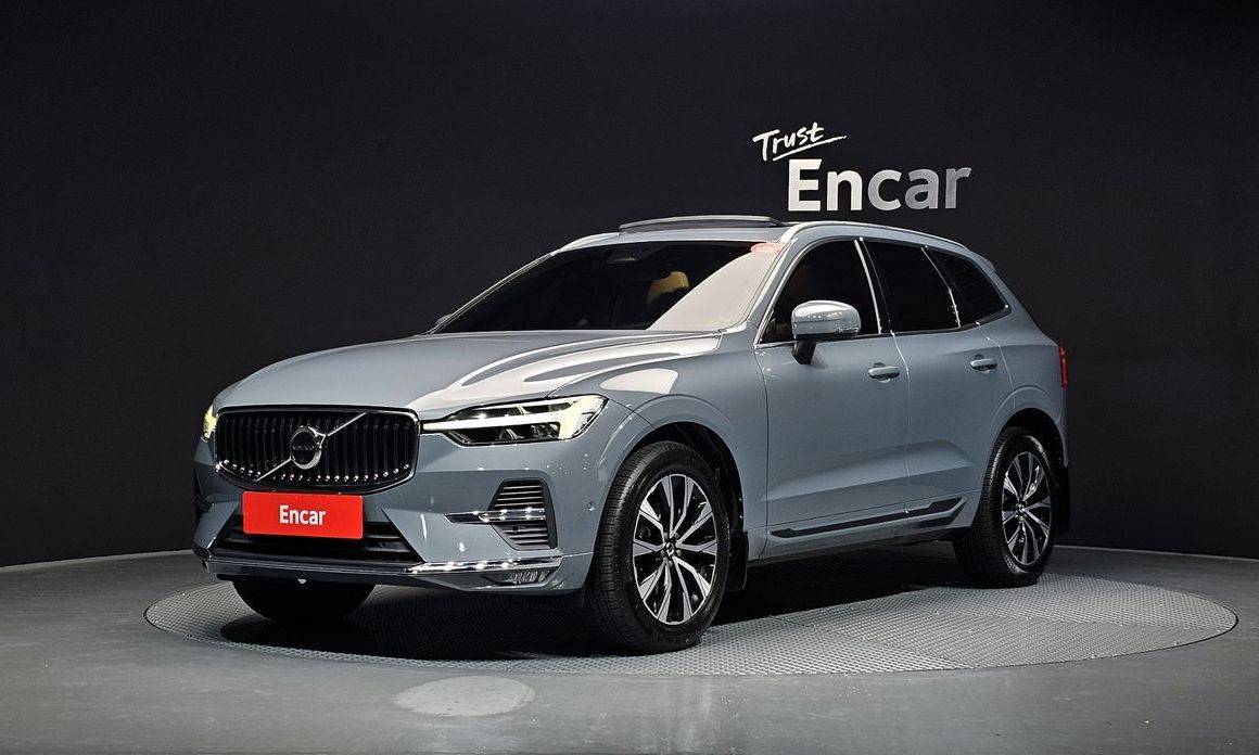 Volvo XC60 B5 Ultimate Bright, 2023